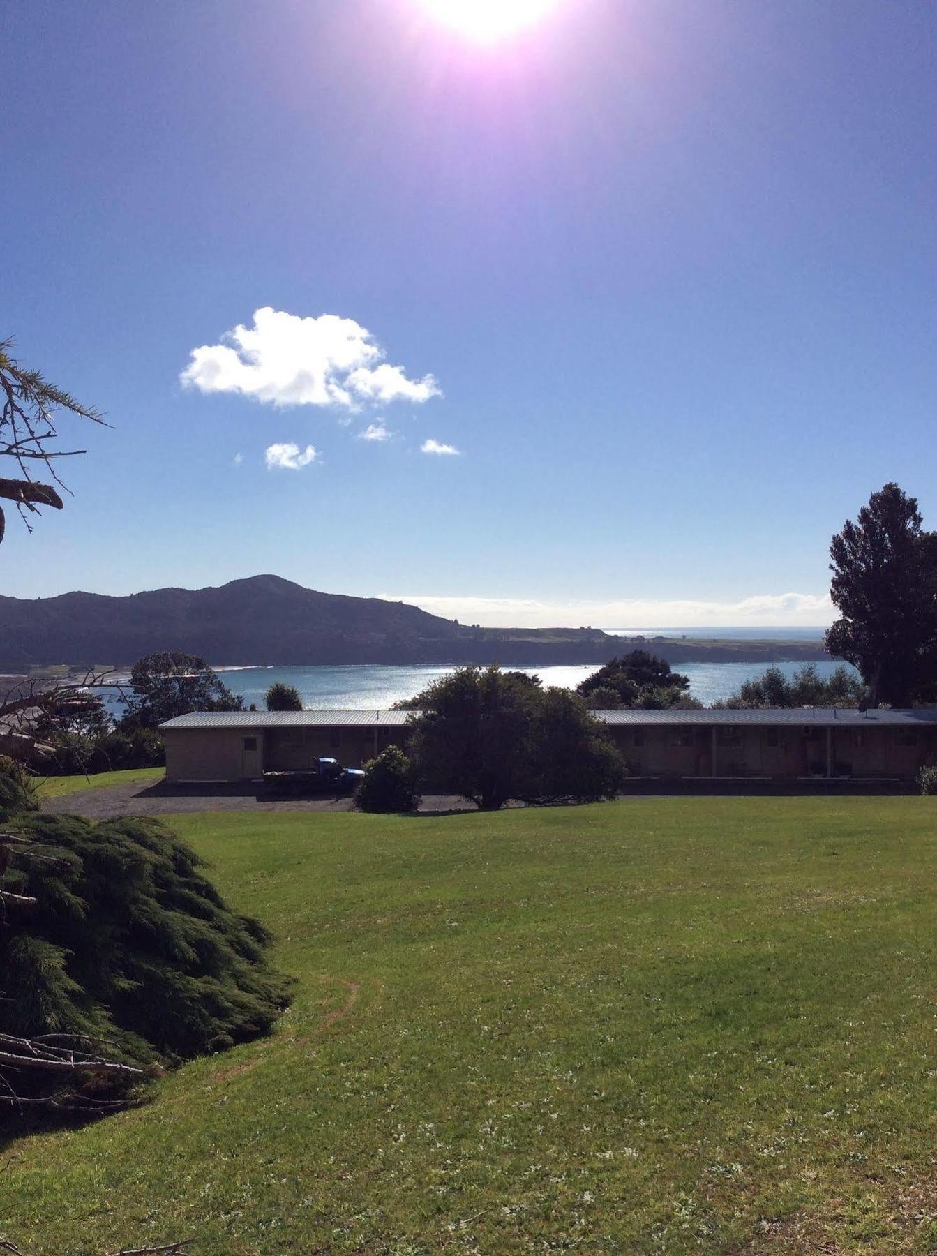 Hicks Bay Lodge Exterior photo
